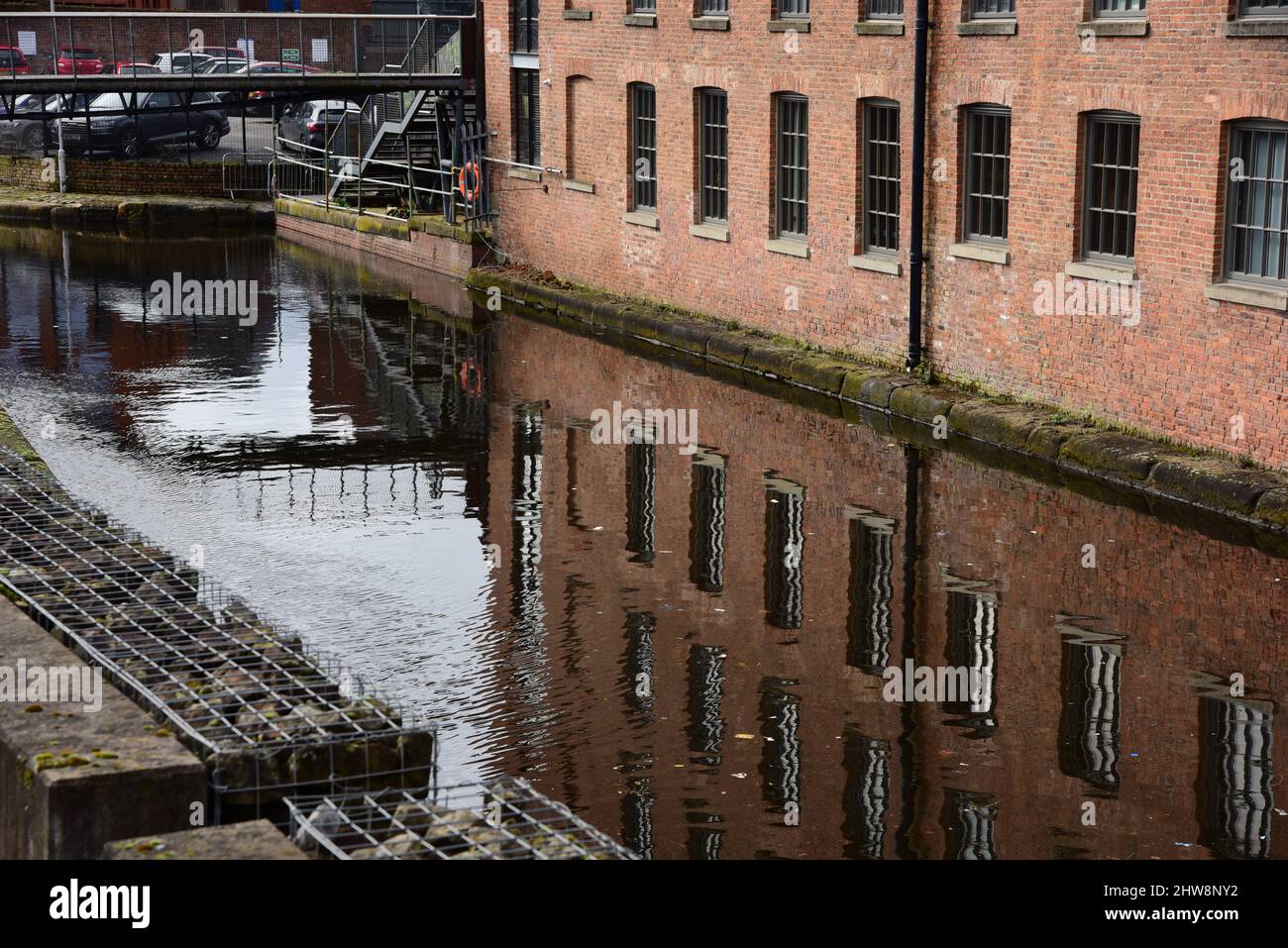 Manchester mill reflections hi-res stock photography and images - Alamy