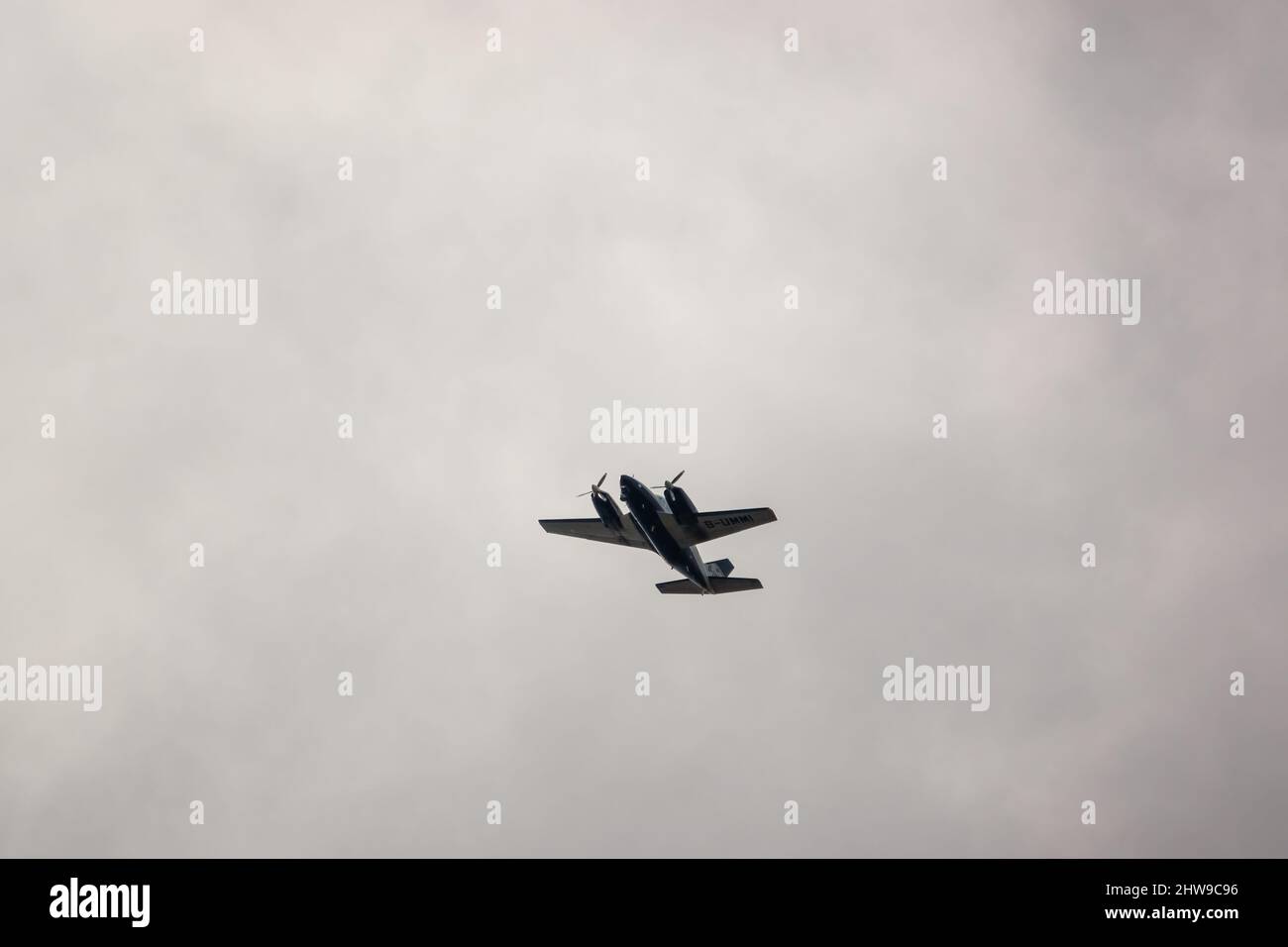 Piper PA31310 Navajo C, GUMMI twin engined cabin class aircraft with