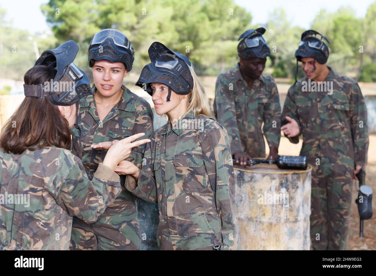Combat tactic hi-res stock photography and images - Alamy