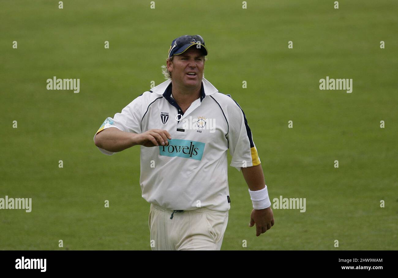 Hampshire's Captain Shane Warne during Kents County Championship match against Hampshire at the St Lawrance ground, Canterbury, Kent 25th May 2007. Stock Photo