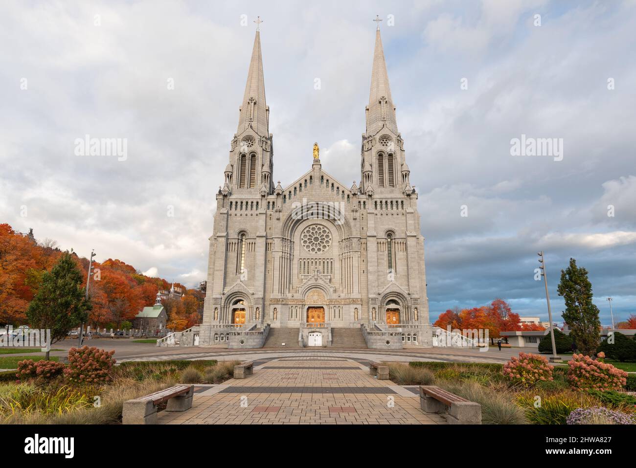 The Basilica dedicated to St Anne of the SainteAnnedeBeaupré (Quebec