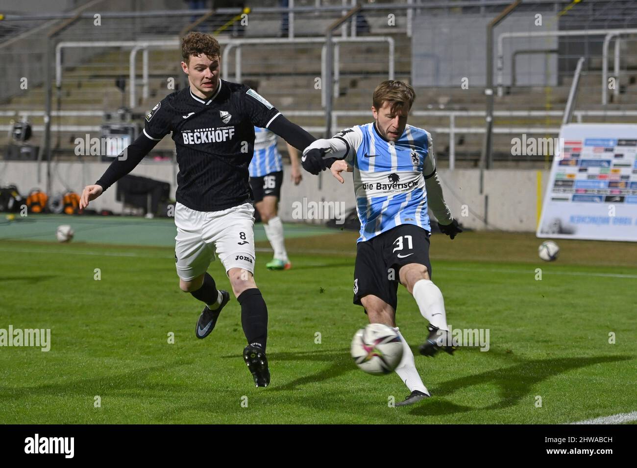 Munich, Germany. 04th Mar, 2022. Munich GRUENWALDER STADION. 4th Mar, 2022.  Richard NEUDECKER (TSV Munich 1860), action, duels versus Julian SCHWERMANN  (SC Verl). Football 3rd league, league 3, TSV Munich 1860 