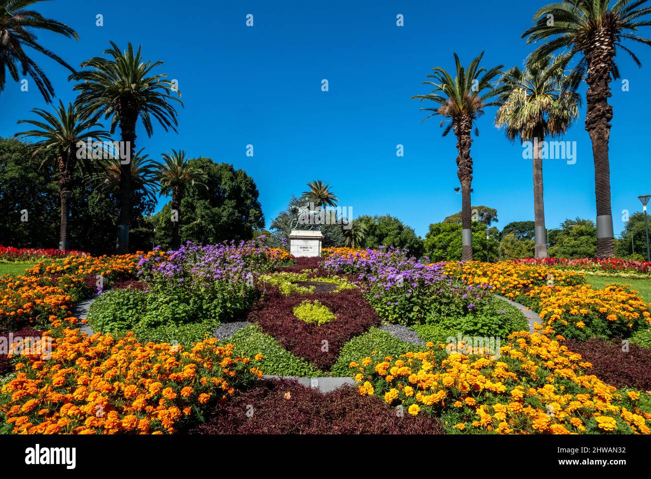 Floral clock and King Edward the VII monument in St Kilda Road Melbourne, Victoria, Australia Stock Photo