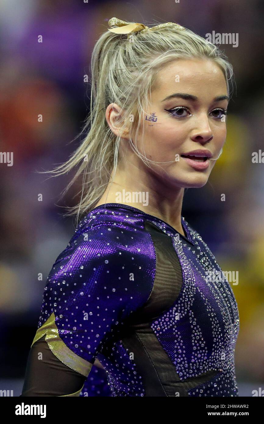 Baton Rouge, LA, USA. 4th Mar, 2022. LSU's Olivia Dunne competes on her