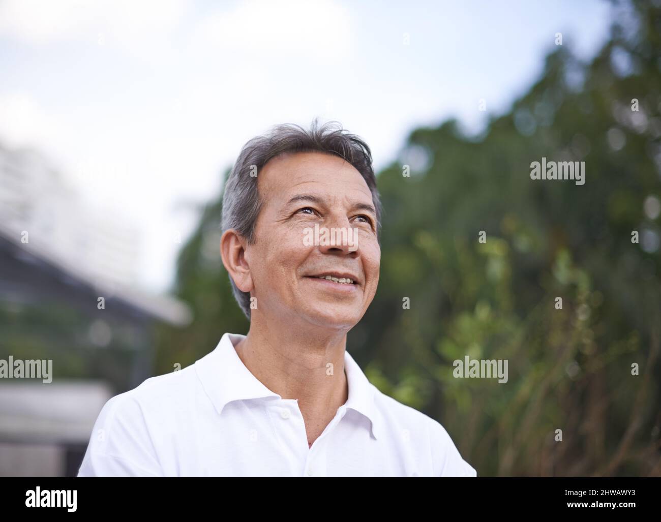 Mature senior man standing outdoors hi-res stock photography and images ...