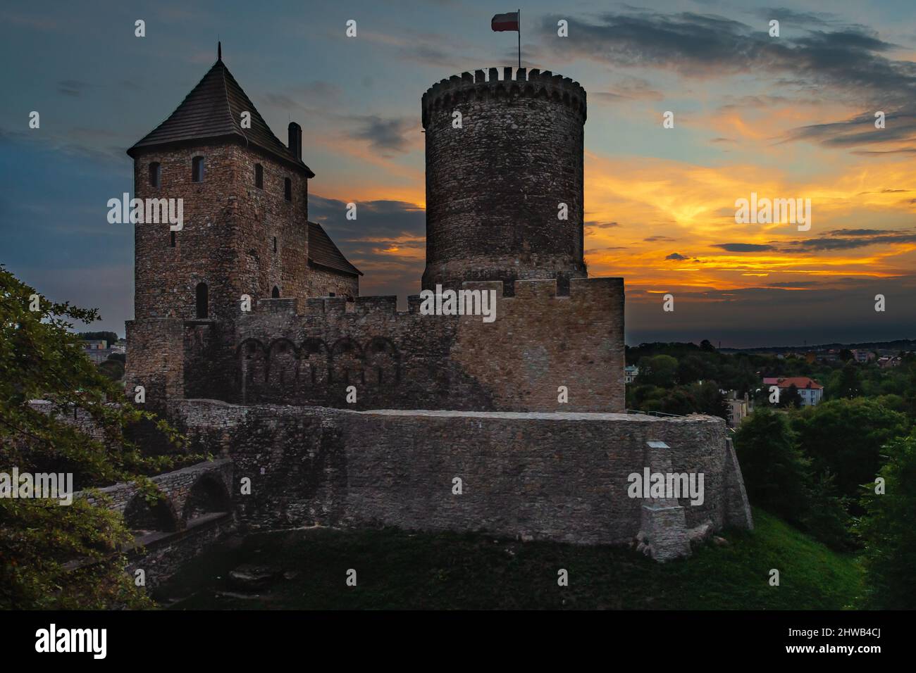 Zamek w Będzinie podczas zachodzącego słońca-Poland Stock Photo
