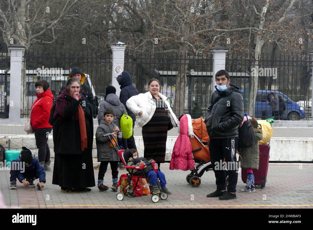 Evacuation train children hi-res stock photography and images - Alamy