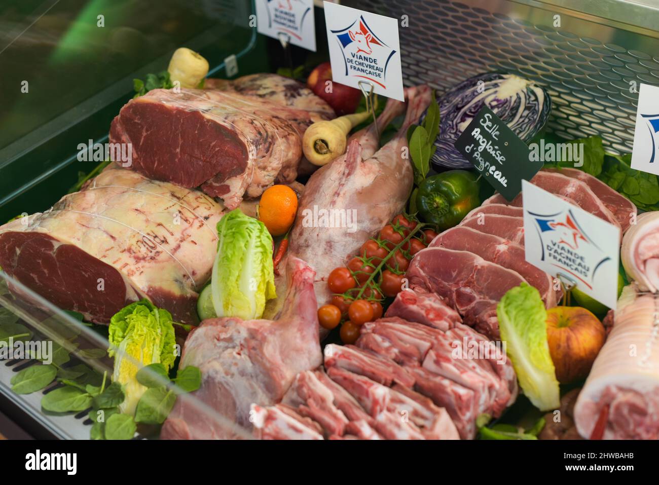 Meat display hi-res stock photography and images - Page 2 - Alamy