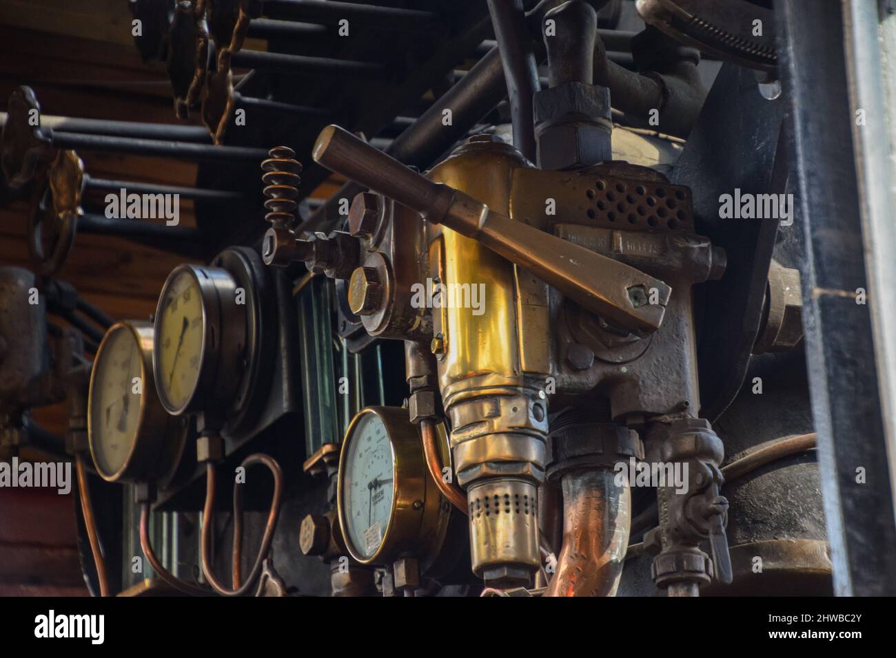 Steam train gauges hires stock photography and images Alamy