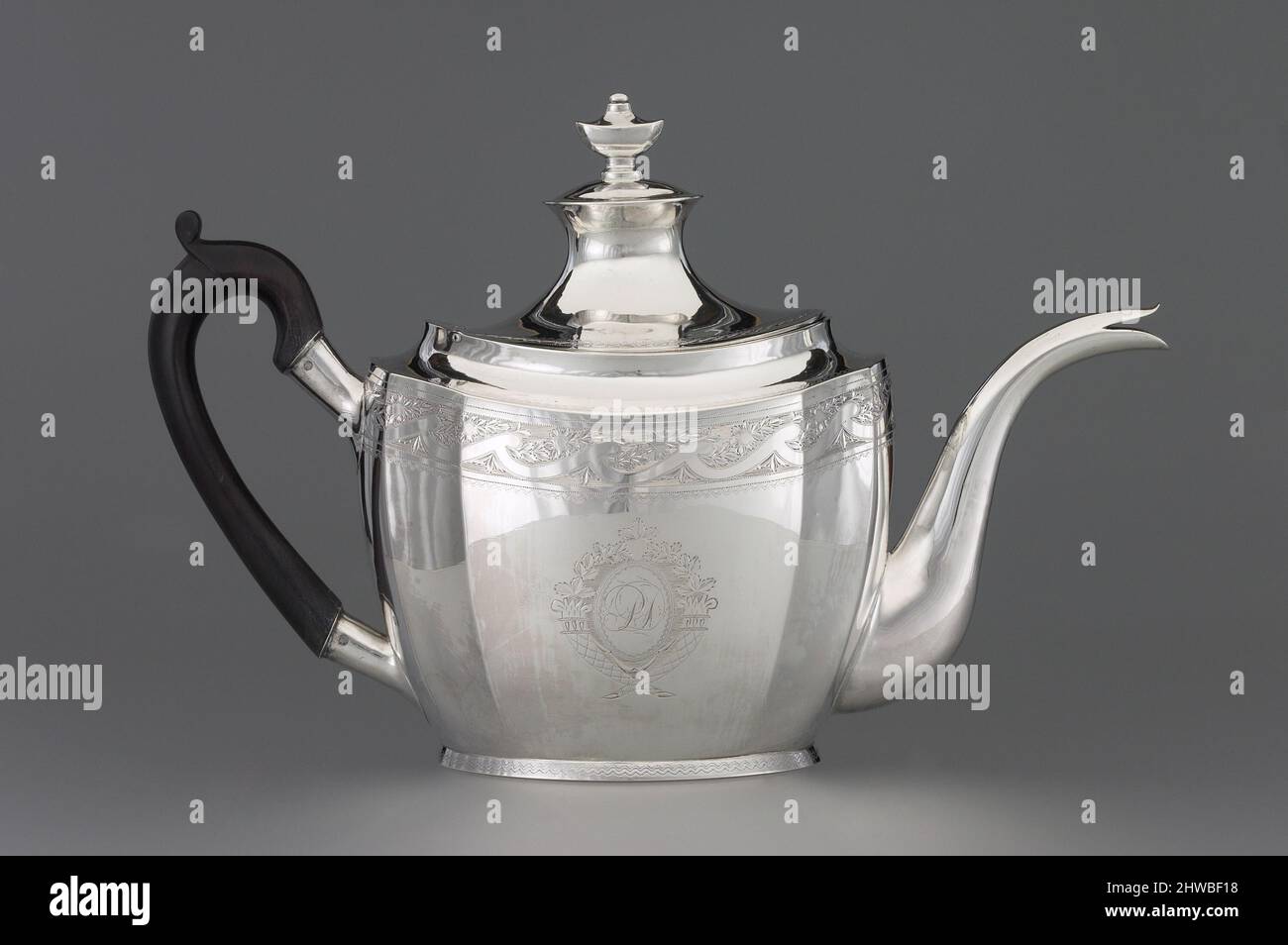 Teapot. Maker: Joseph DuBois, 1767–1798Maker: Teunis D. DuBois, 1773–1843Retailer: William Garret Forbes, American, 1751–1840 Stock Photo