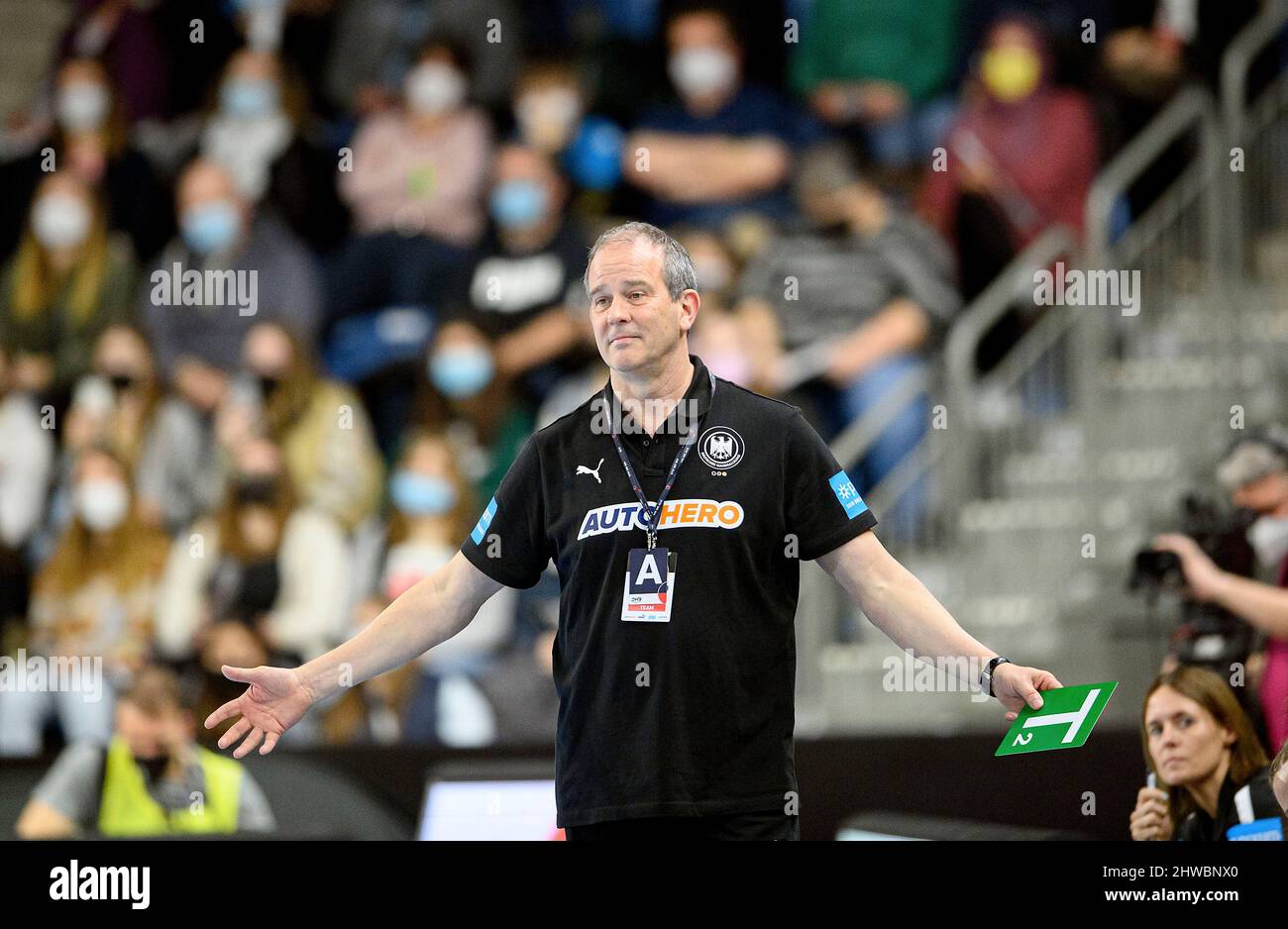 coach Henk GROENER (GER) gesture, gesture, Handball Euro Qualification