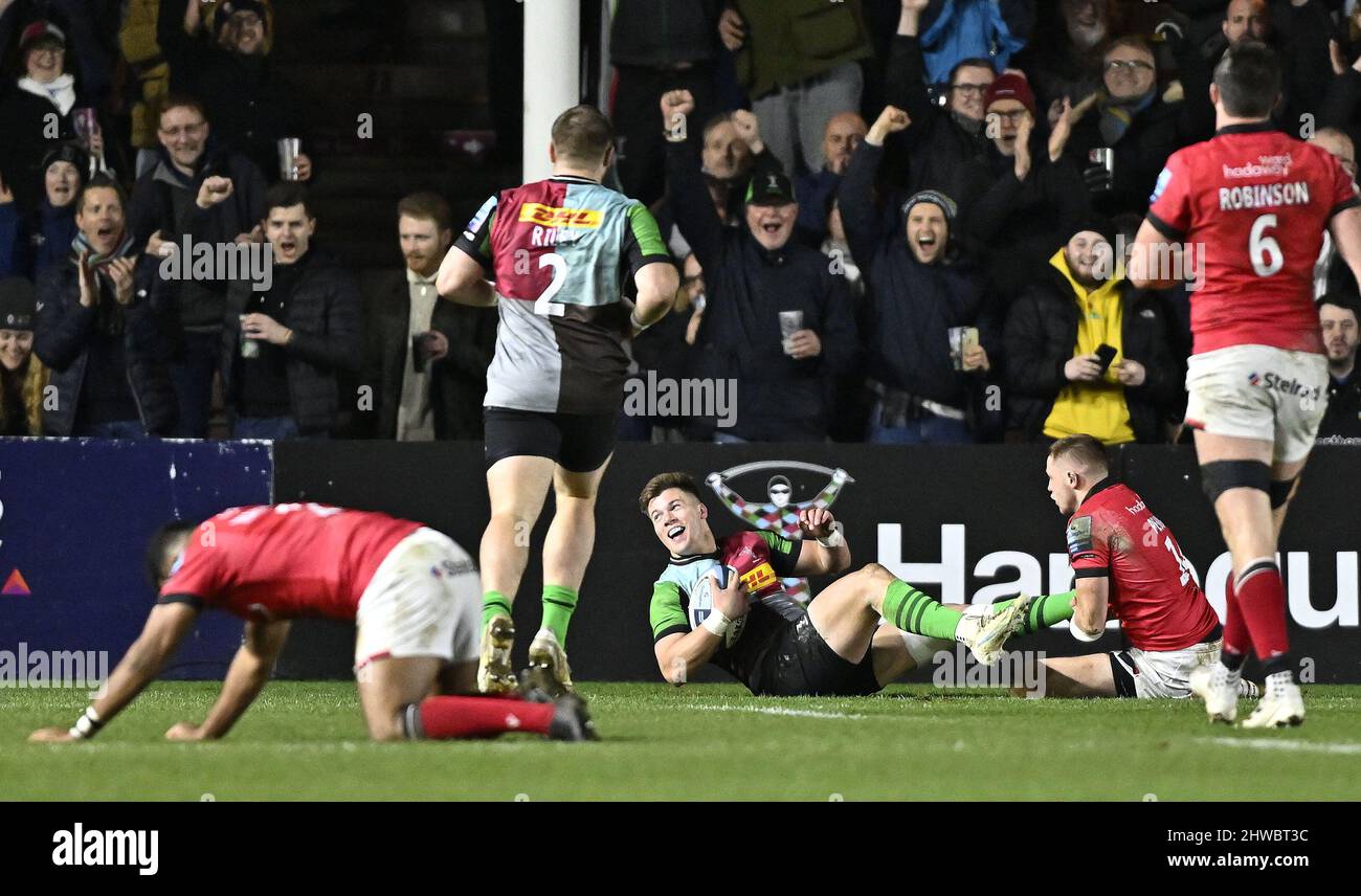 Twickenham, UK. 04th Mar, 2022. Premiership Rugby. Harlequins V Newcastle Falcons. The Stoop. Twickenham. Huw Jones (Harlequins, centre) celebrates as he scores the first Harlequins try during the Harlequins V Newcastle Falcons Gallagher Premiership rugby match. Credit: Sport In Pictures/Alamy Live News Stock Photo