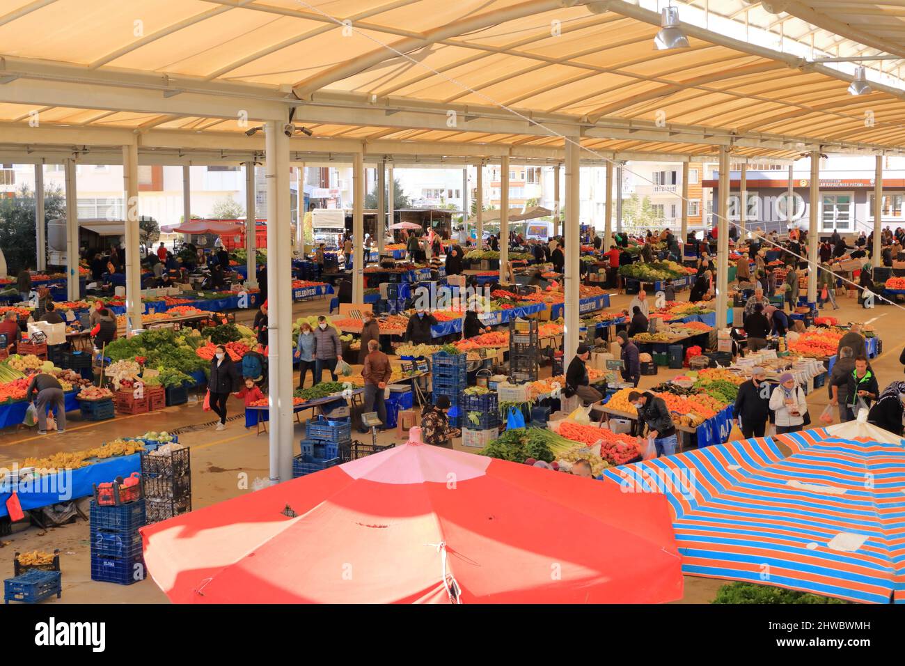 February 09 2022 - Avsallar, Alanya, Turkey: Sales of fresh fruits and  vegetables at traditional street market (bazaar Stock Photo - Alamy