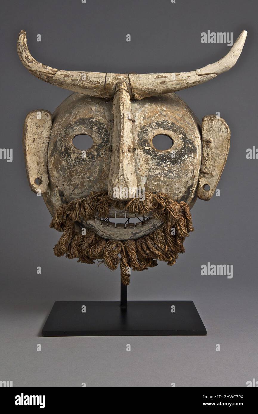 Making a ceremonial mask hi-res stock photography and images - Alamy