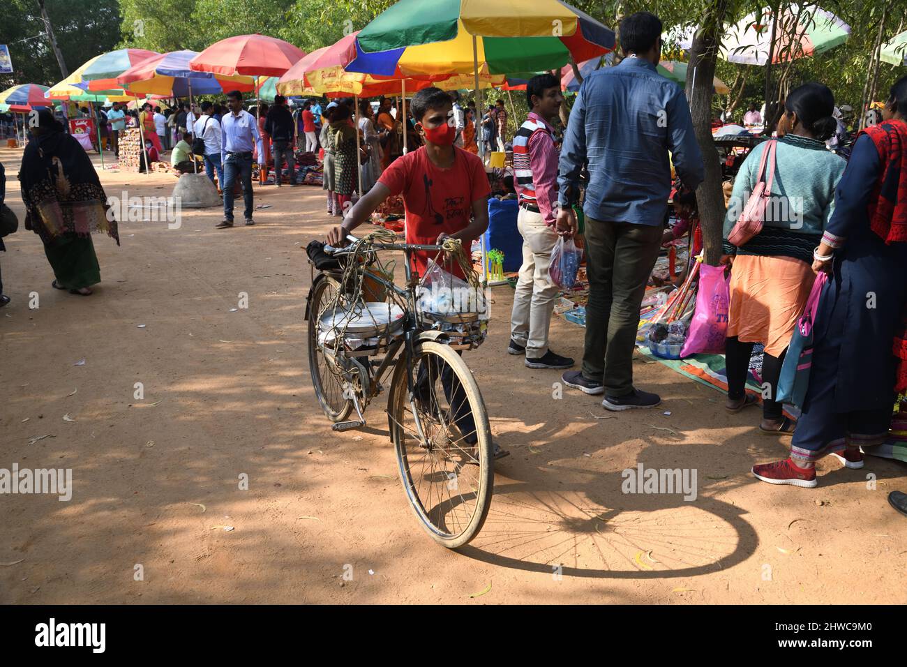 Sonajhuri haat hi-res stock photography and images - Alamy