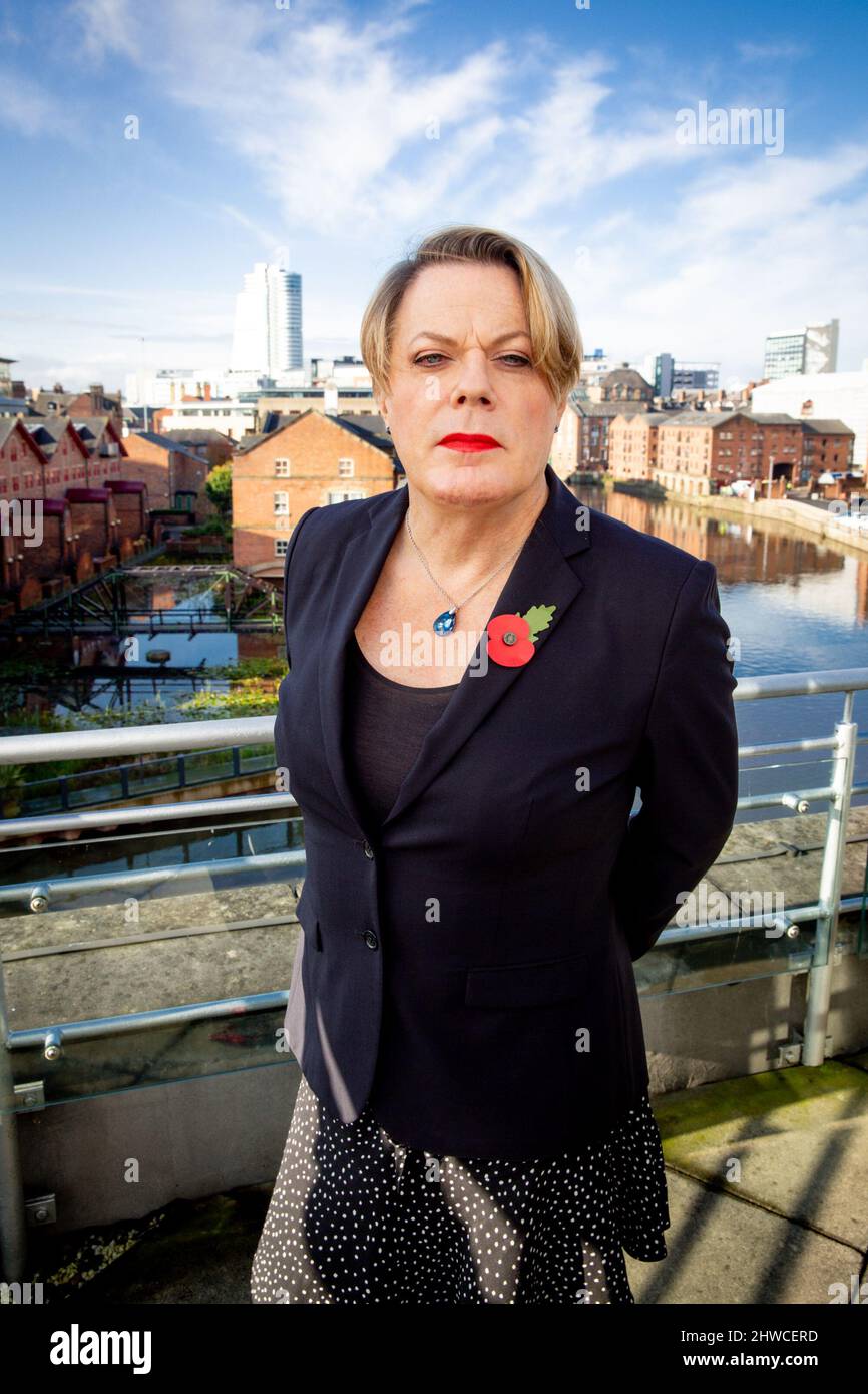 Comedian, writer, activist and Poppy Day supporter Eddie Izzard, posing on a Leeds balcony. Stock Photo