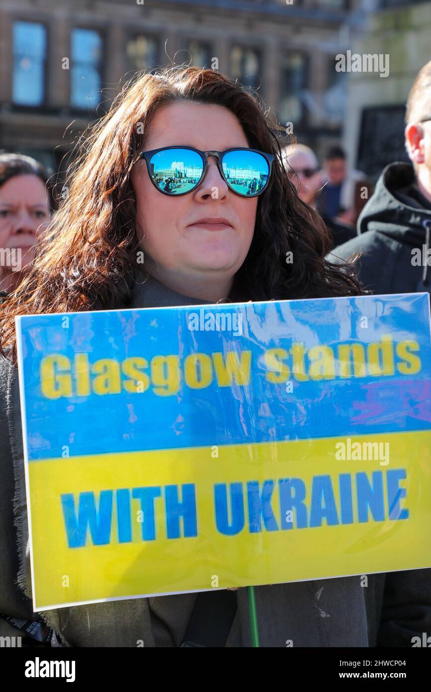 05 March 2022, Glasgow, UK. Several hundred people turned out in George Square, Glasgow to show solidarity and support for Ukraine and demand that Russia stop the war and invasion of that country. Local politicians, including SUSAN AITKEN, leader of Glasgow City council addressed the assembled crowd that included many Ukrainians and Russian citizens all united in their condemnation of Vladimir Putin, President of Russia. Credit: Findlay/ Alamy Live News Stock Photo