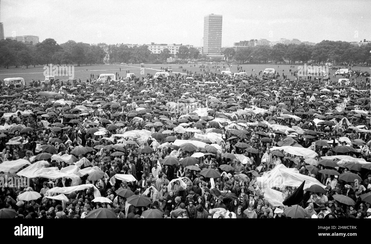Free Hyde Park Pop Festival featuring Canned Heat, Eric Burdon & War and John Sebastion. 12th September 1970. Stock Photo