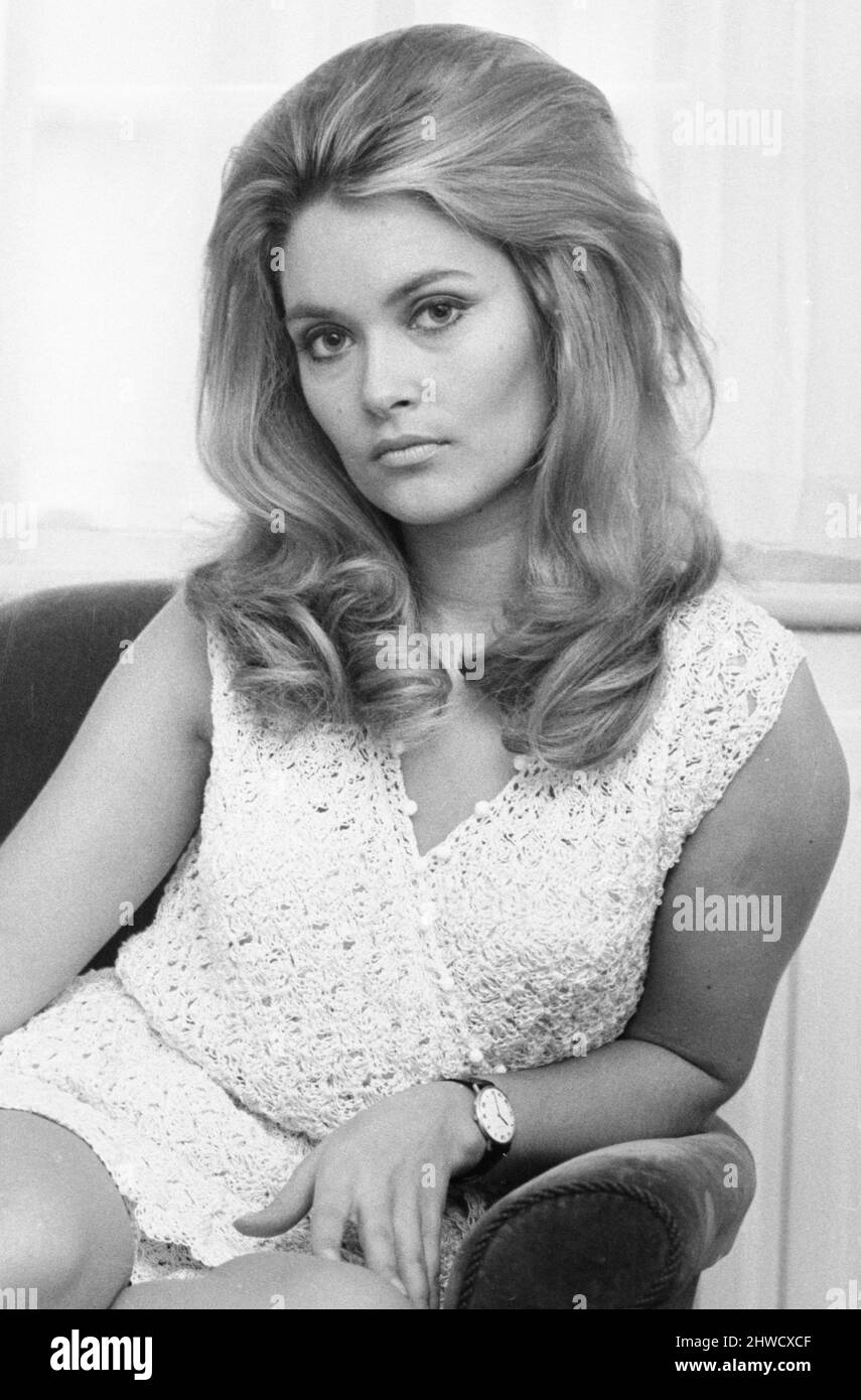 alexandra-science-black-and-white-stock-photos-images-alamy