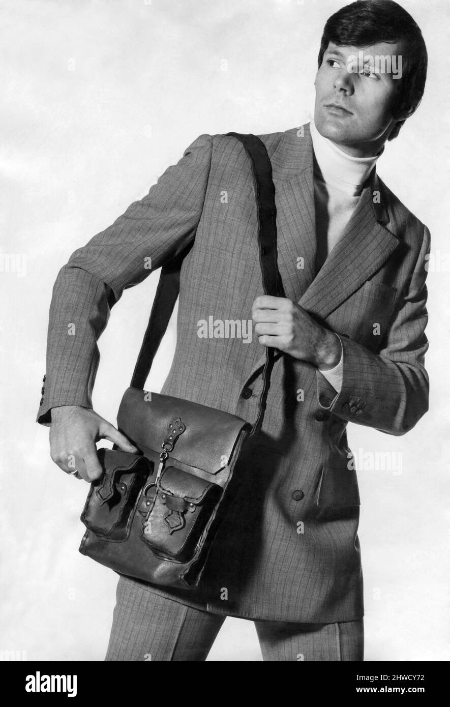 Male model suit 1970s hi-res stock photography and images - Alamy