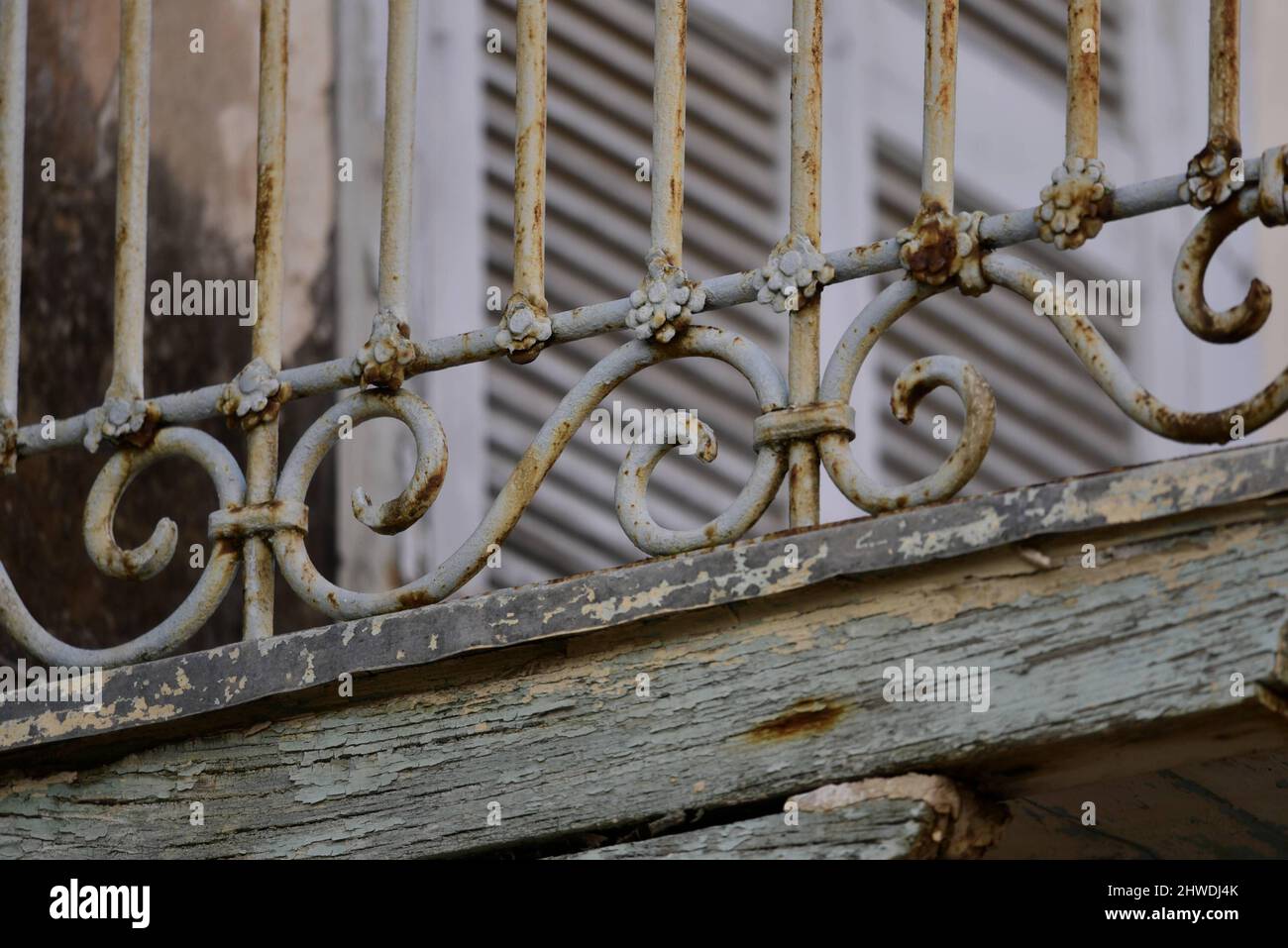 Balcony rusty iron railing detail hi-res stock photography and images ...