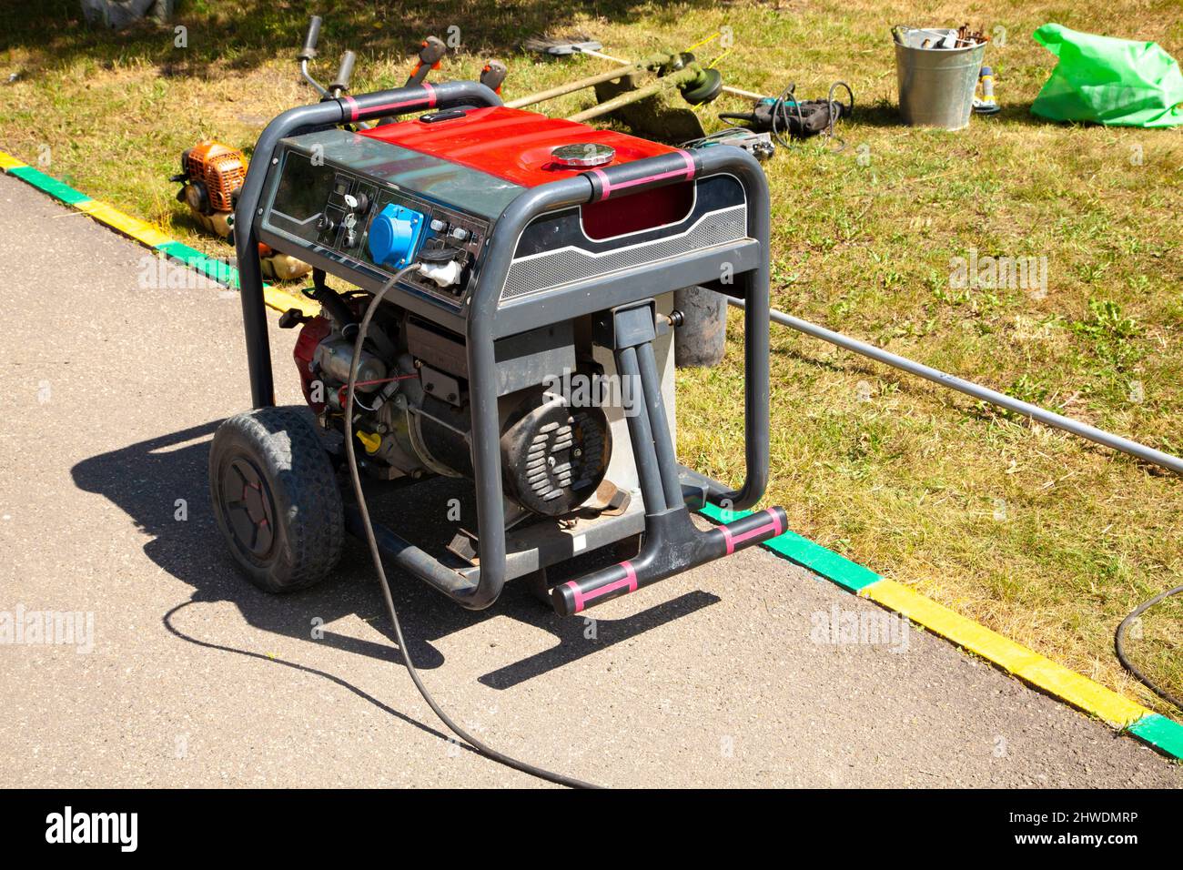 Gasoline generator. Equipment for supplying current. Means of