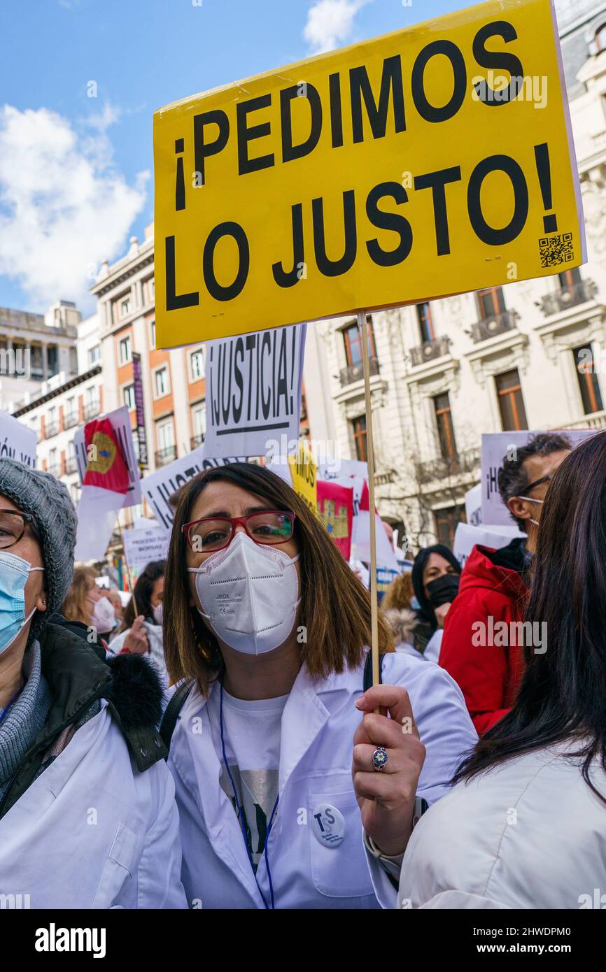 Spanish health professions hires stock photography and images Alamy