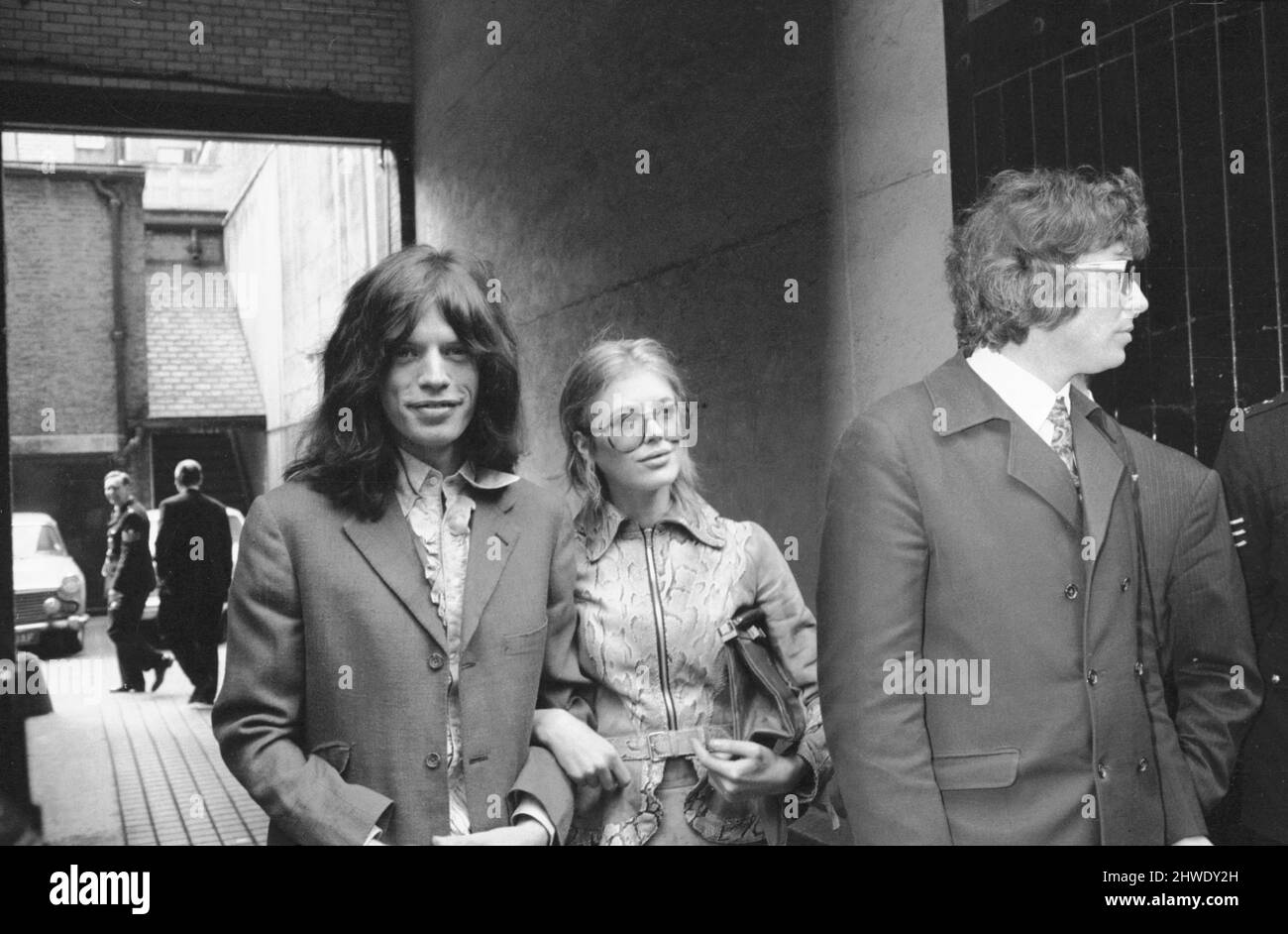 Rolling Stones: Mick Jagger and his girlfriend Marianne Faithful leave Marylebone magistrates court on 29th May 1969 after being charged with possession of cannabis and arrested the previous evening at their Chelsea home. They were remanded on bail.. Stock Photo