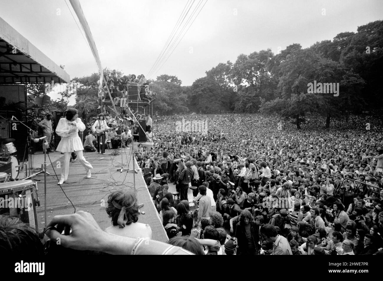 The Rolling Stones on stage at their free concert in London's Hyde Park on  5 July 1969 Stock Photo - Alamy
