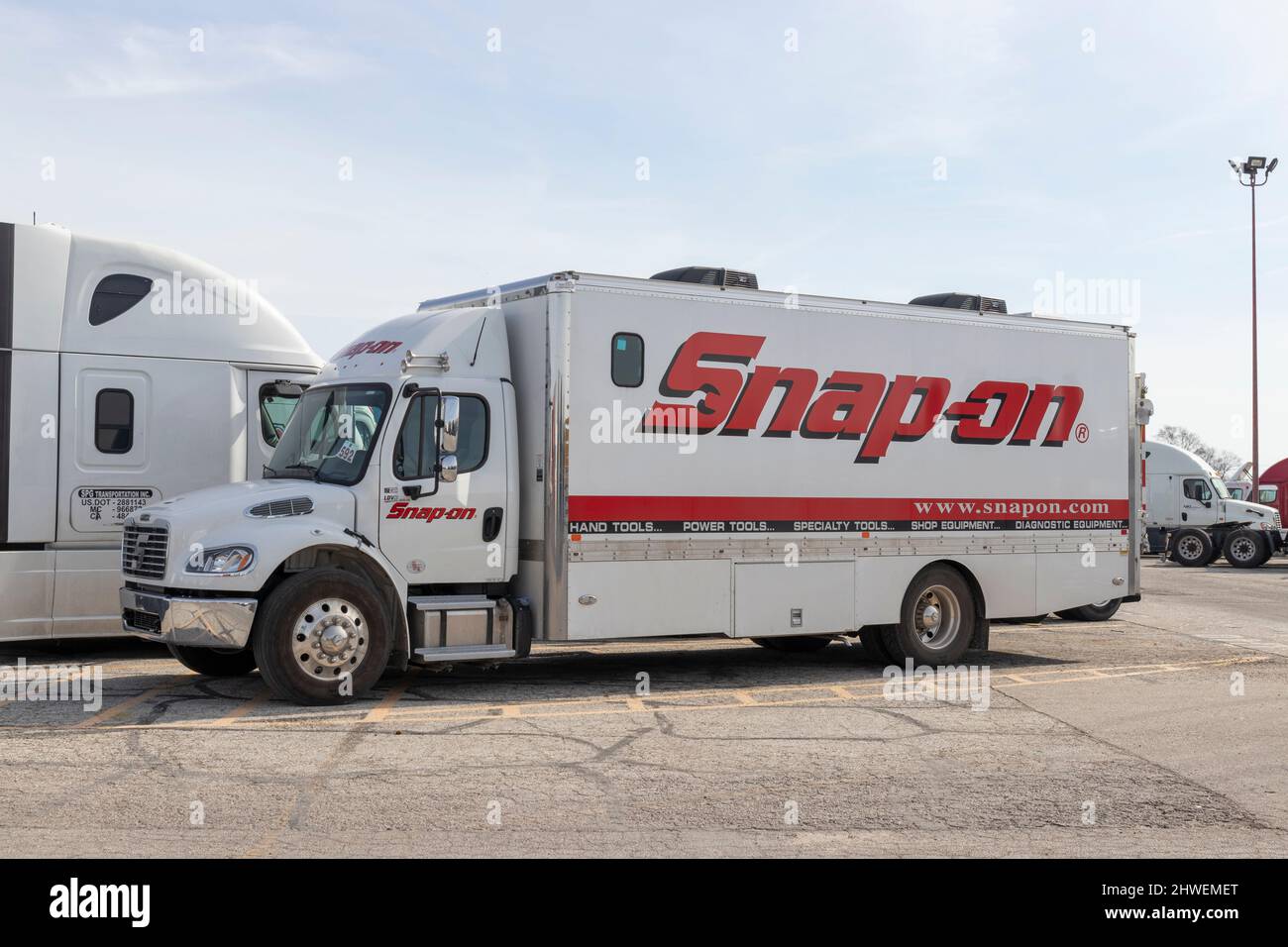 Snap On Tools Tool Truck Hi Res Stock Photography And Images Alamy Snap On Tools Tool Truck Hi Res Stock Photography And Images Alamy