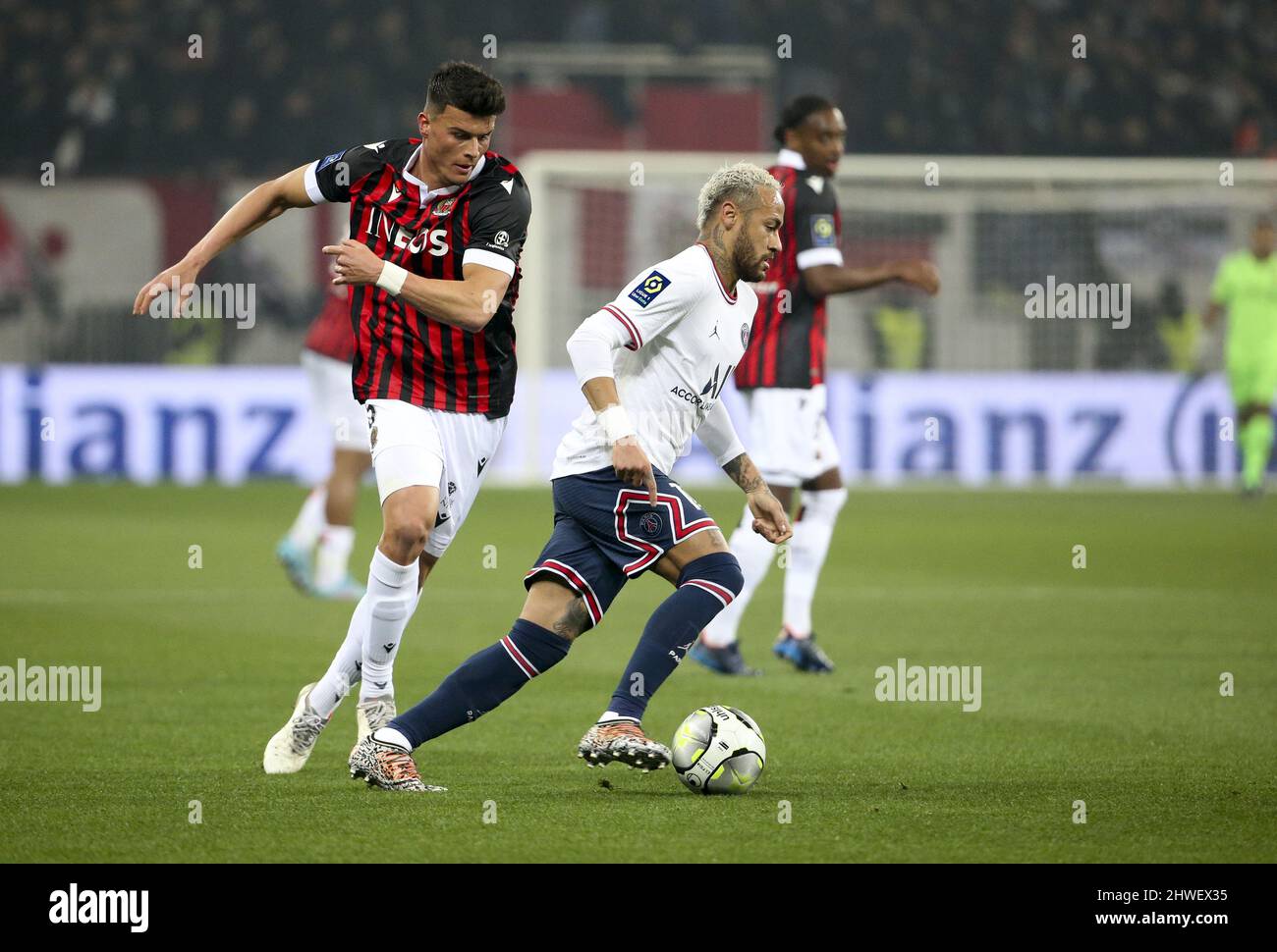 Carte De Collection Adrenalyn Signée - OGC Nice Ligue 1 - Joueur HASSEN