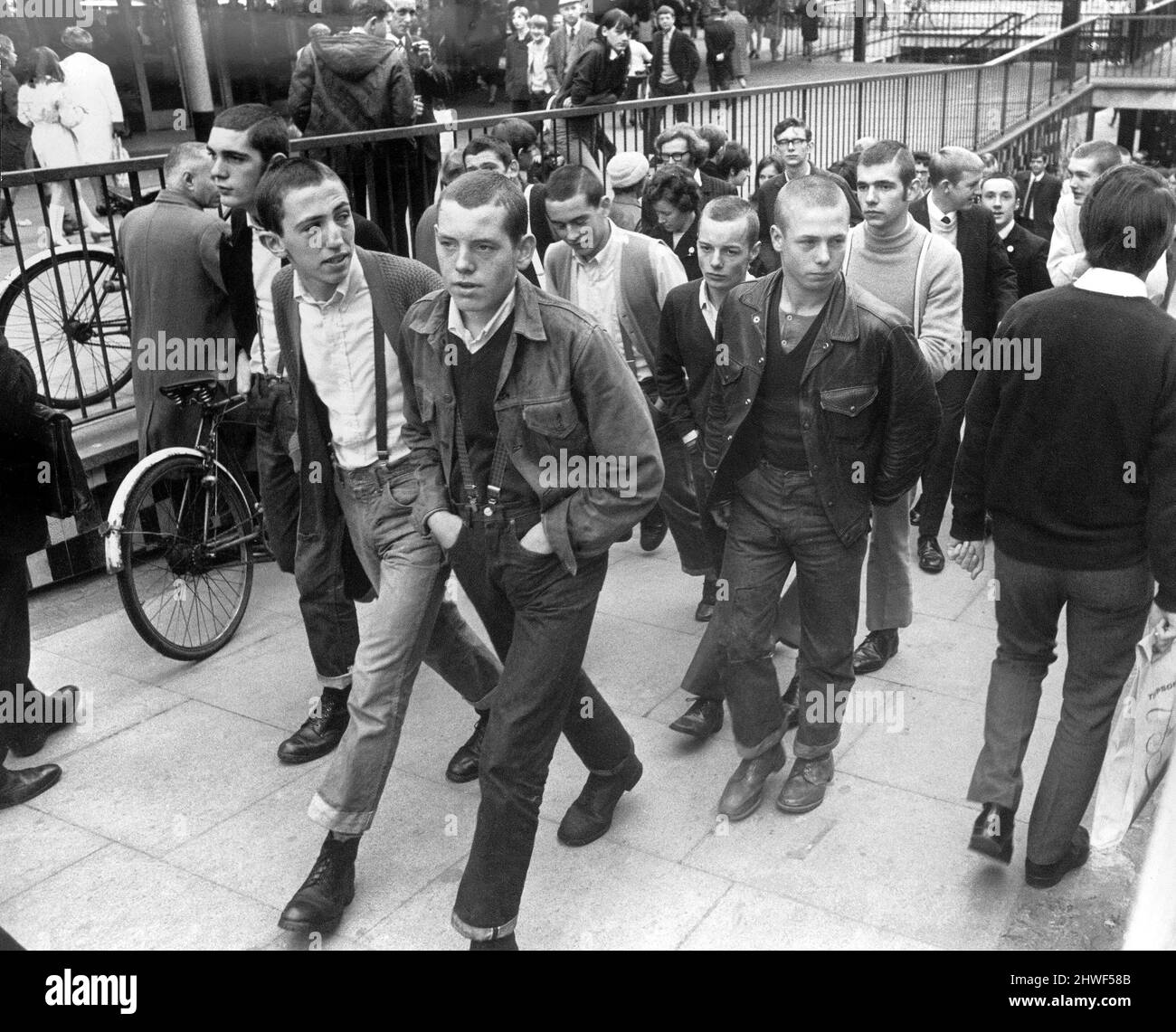 Skinheads 1960's hi-res stock photography and images - Alamy