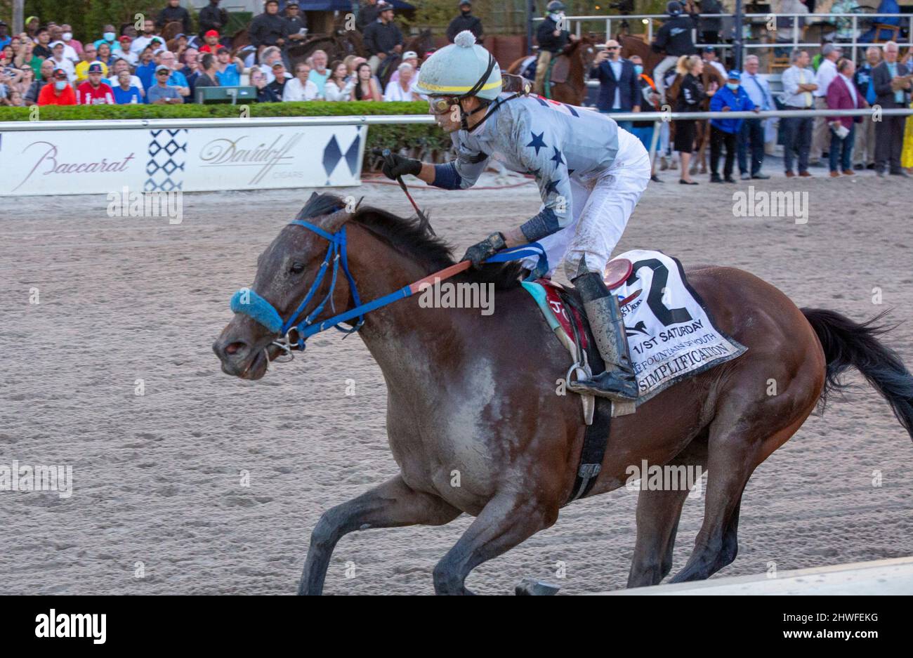 Hallandale Beach, Florida, USA. 5th Mar, 2022. March 5, 2022: #2 SIMPLIFICATION and Jockey Jose Ortiz win the $400,000 Fasig-Tipton Fountain of Youth Stakes (Grade 2) for Trainer Antonio Sano on Fountain of Youth Stakes Day at Gulfstream Park in Hallandale Beach, FL on March 5th, 2022.Liz Lamont/Eclipse Sportswire/CSM/Alamy Live News Stock Photo