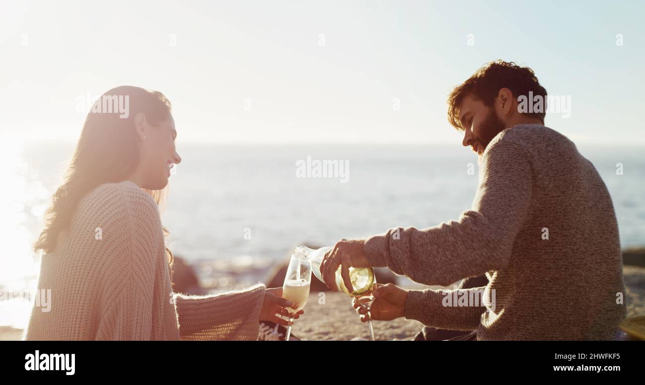Two romantic women on picnic hi-res stock photography and images ...