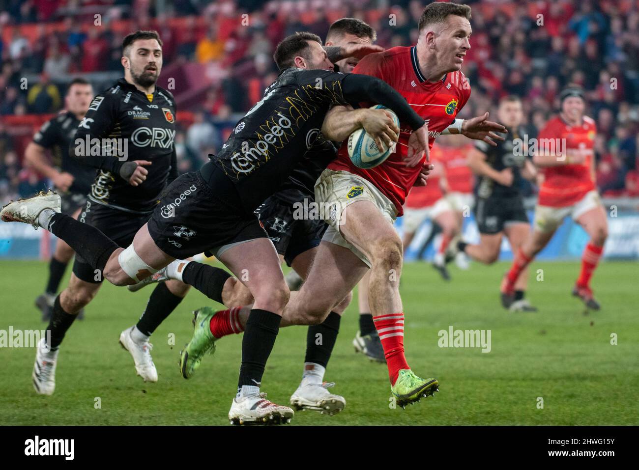 Thomond Rugby Club Thomond park stadium 2022 hi-res stock photography and images - Alamy