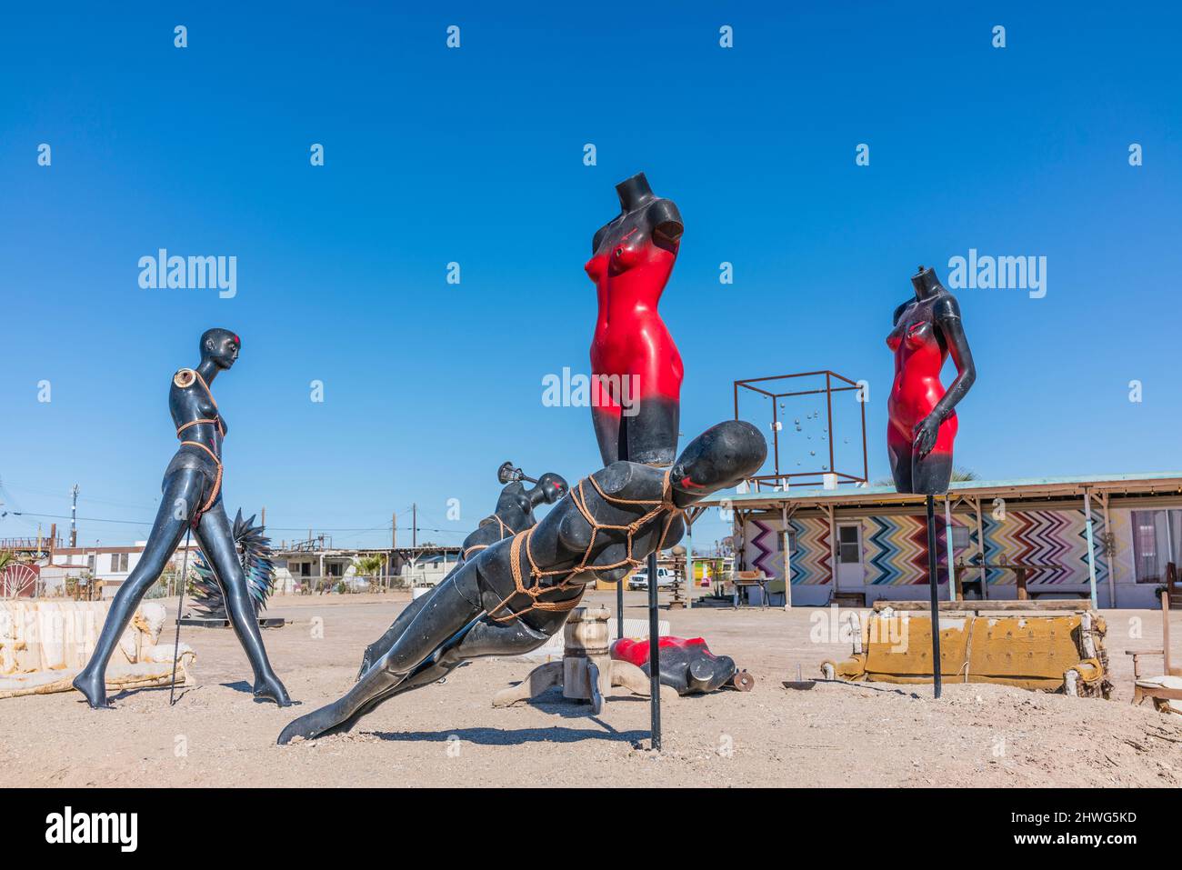 Mannequins bodies hires stock photography and images Alamy
