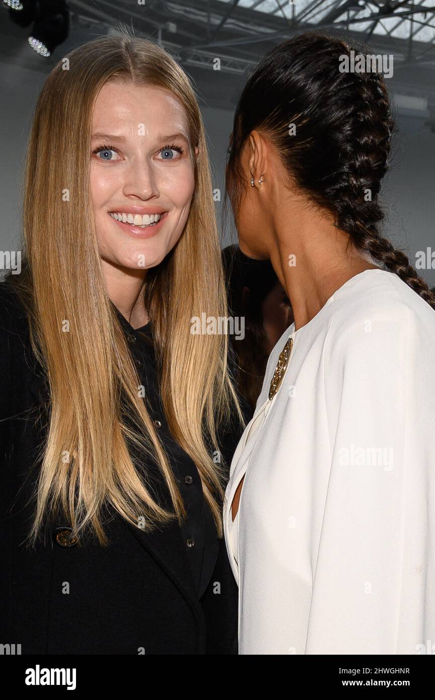 Paris, France. 5th MArch, 2022. Toni Garrn and Lais Ribeiro attend the