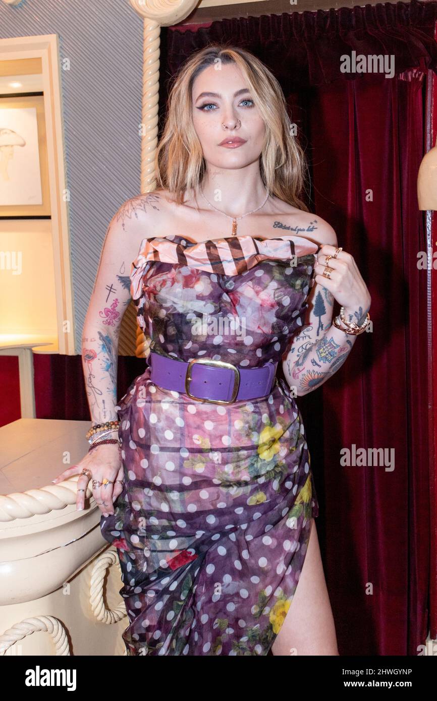 Paris Jackson Paris Fashion Week - Women F/W 22-23 Vivienne westwood Fashion  Show - Front Row Paris, France 5th March 2022 (Photo by SGP/Sipa USA)Italia  id 127303 001 Not Exclusive Stock Photo - Alamy