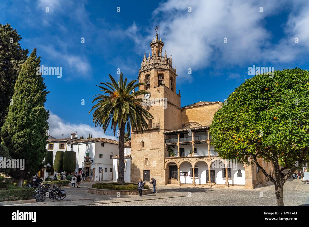 Die Kirche Santa María la Mayor, Ronda, Andalusien, Spanien | Santa ...