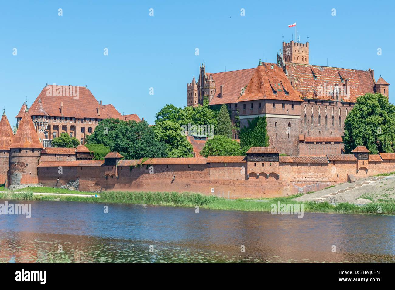 Largest castle in the world by land area, and a Unesco World Heritage ...
