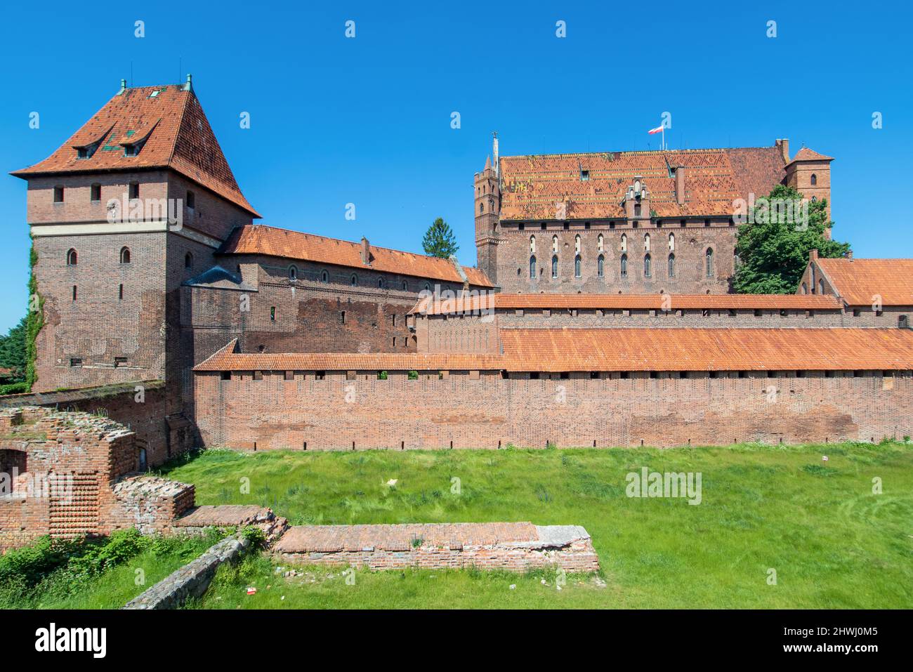 Largest castle in the world by land area, and a Unesco World Heritage ...