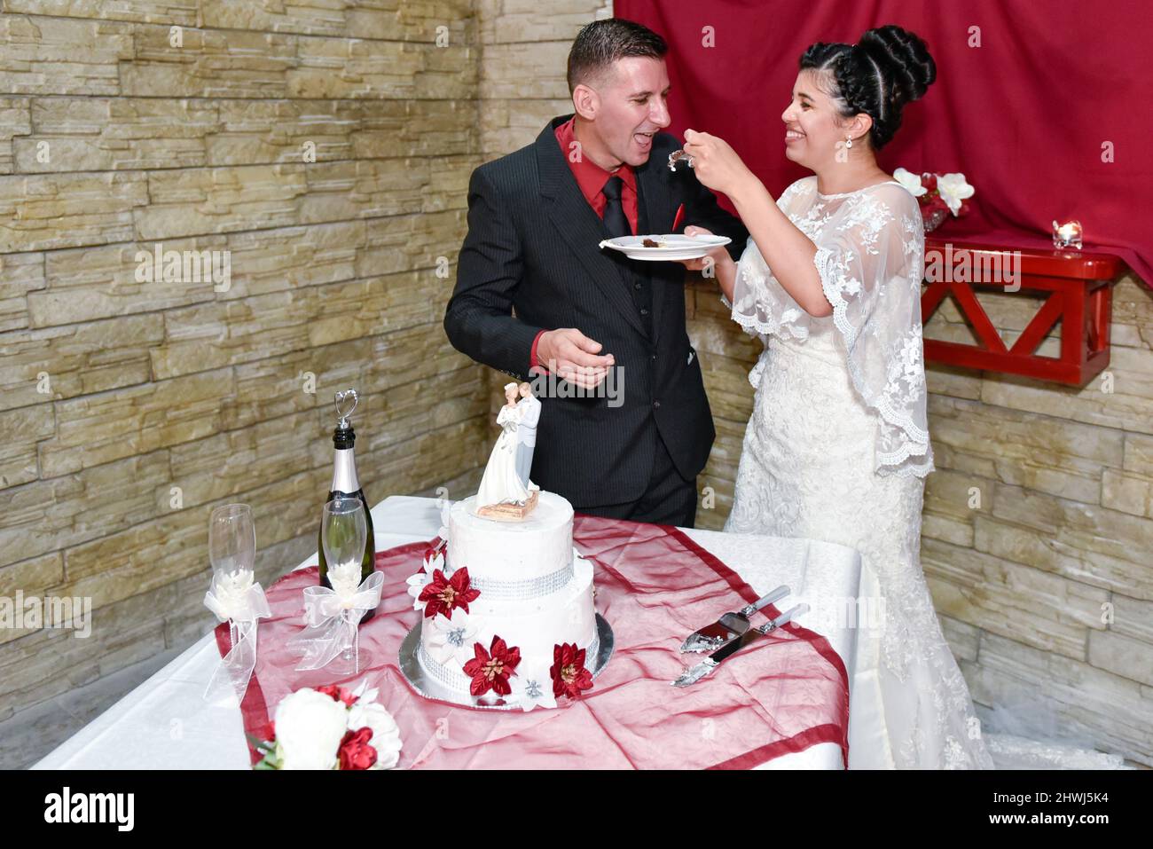 Cuban bride and groom, 2021 Stock Photo