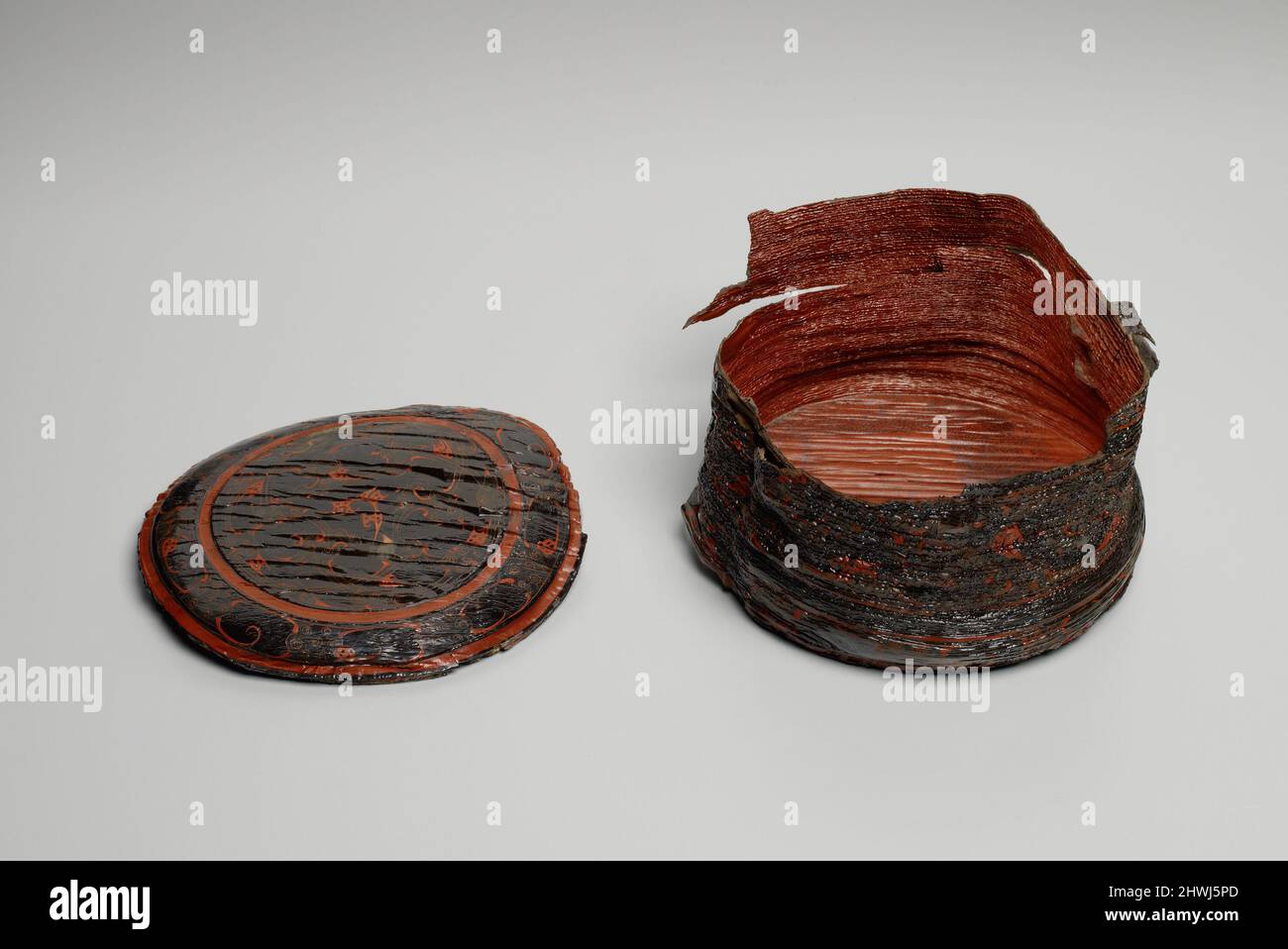 Cylindrical container hi-res stock photography and images - Alamy