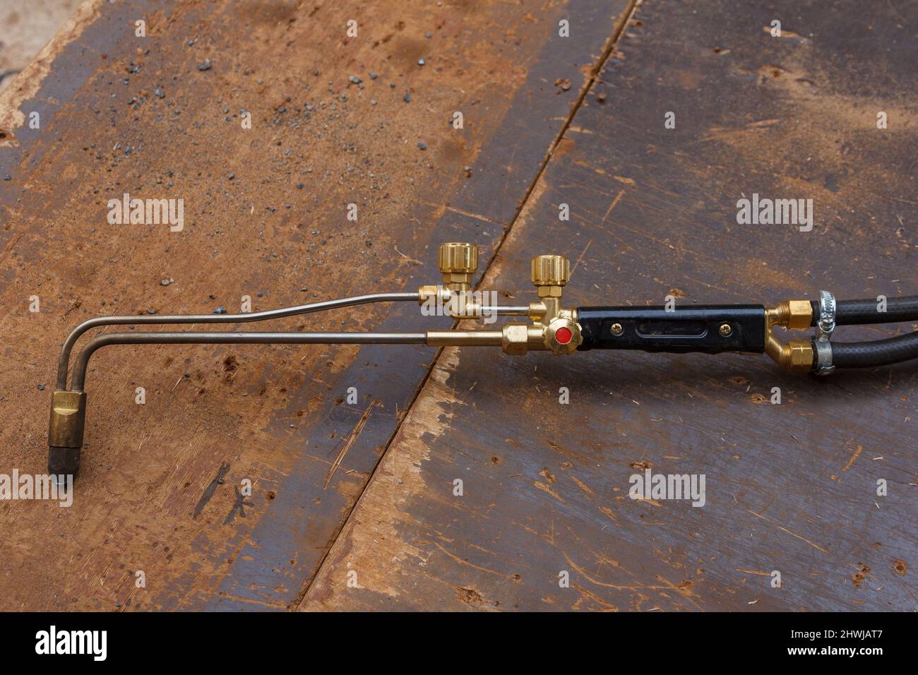 Equipment for metal cutting. Gas cutting torch. Oxygen acetylene oxy