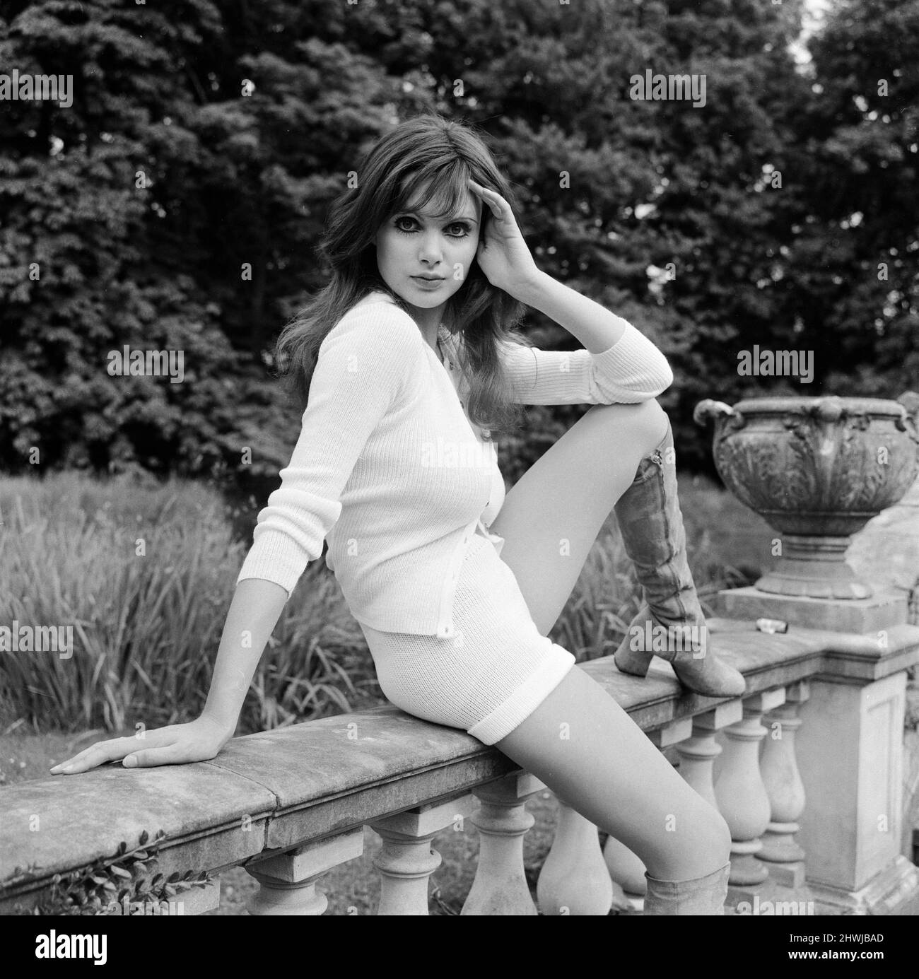 Sayohatchining jinsiy hikoyasi Seks qizlar yigitni anusini yalab barmoqlari bilan sikish video