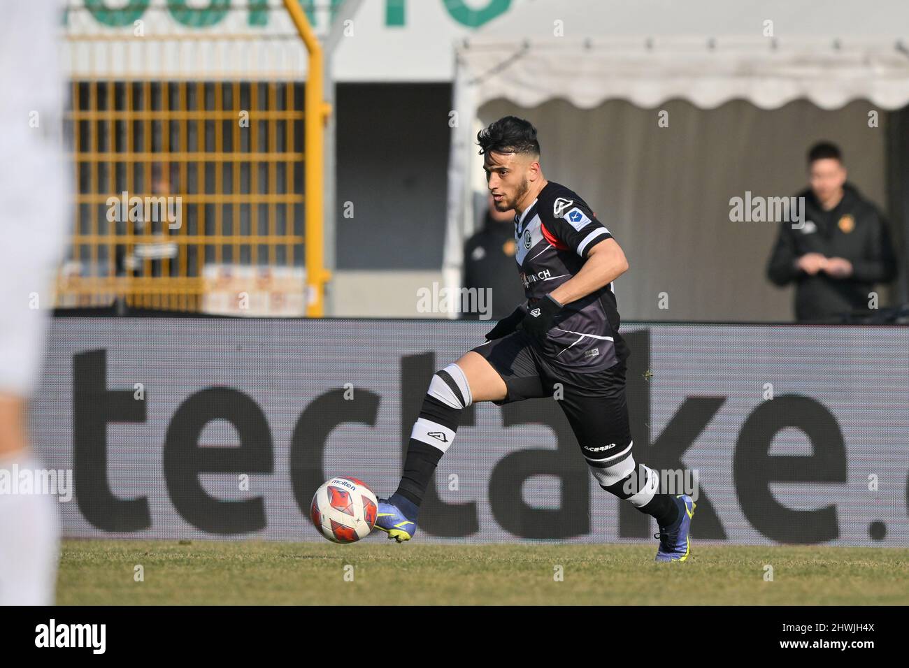 Lugano, Switzerland. 26th Feb, 2022. Lugano Fans during the Super League  match between FC Lugano and FC Servette at Cornaredo Stadium in Lugano,  Switzerland Cristiano Mazzi/SPP Credit: SPP Sport Press Photo. /Alamy