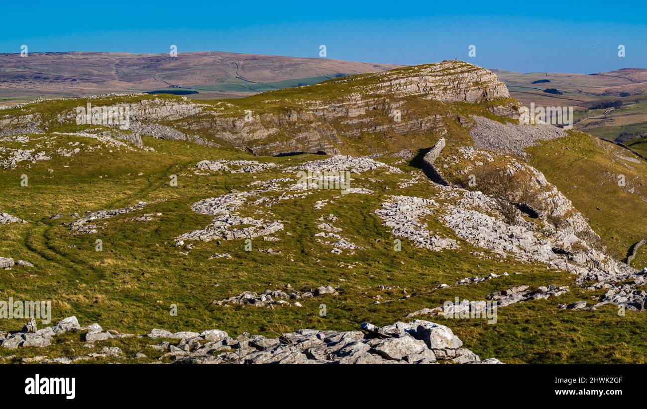 Smearsett Scar is the highest point of a long ridge of limestone ...