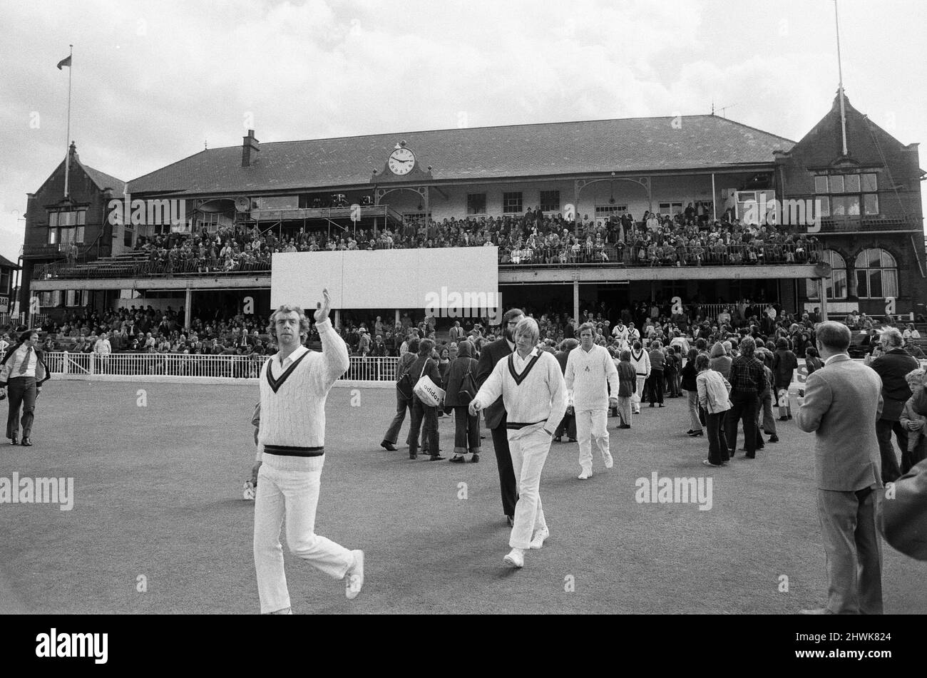Yorkshire bramall lane cricket hires stock photography and images Alamy