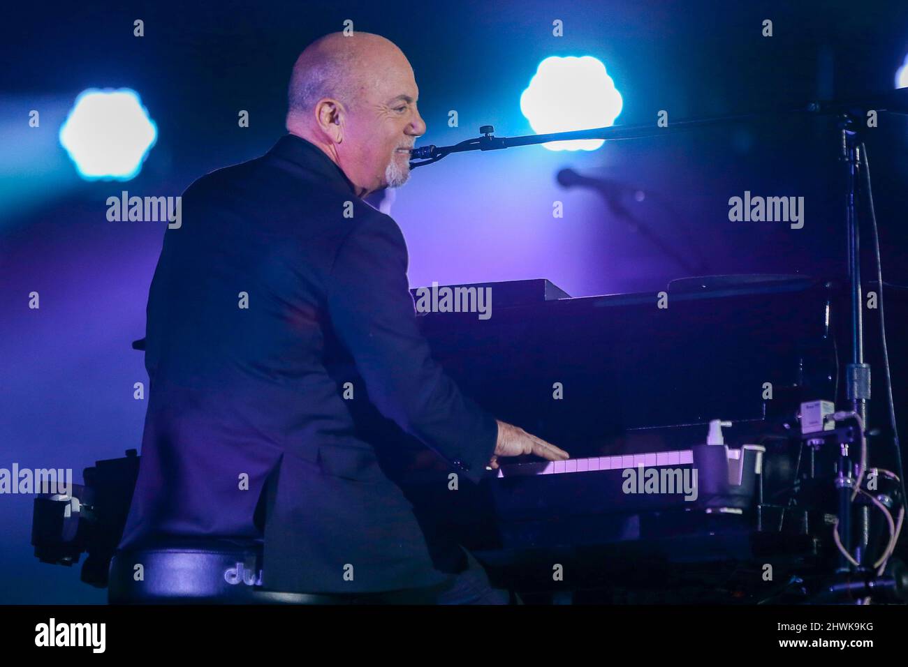 February 26, 2022, Las Vegas, Nevada, United States: Billy Joel performs in  concert at Allegiant Stadium on February 26, 2022 in Las Vegas, Nevada.  (Credit Image: © Debby Wong/ZUMA Press Wire Stock Photo - Alamy