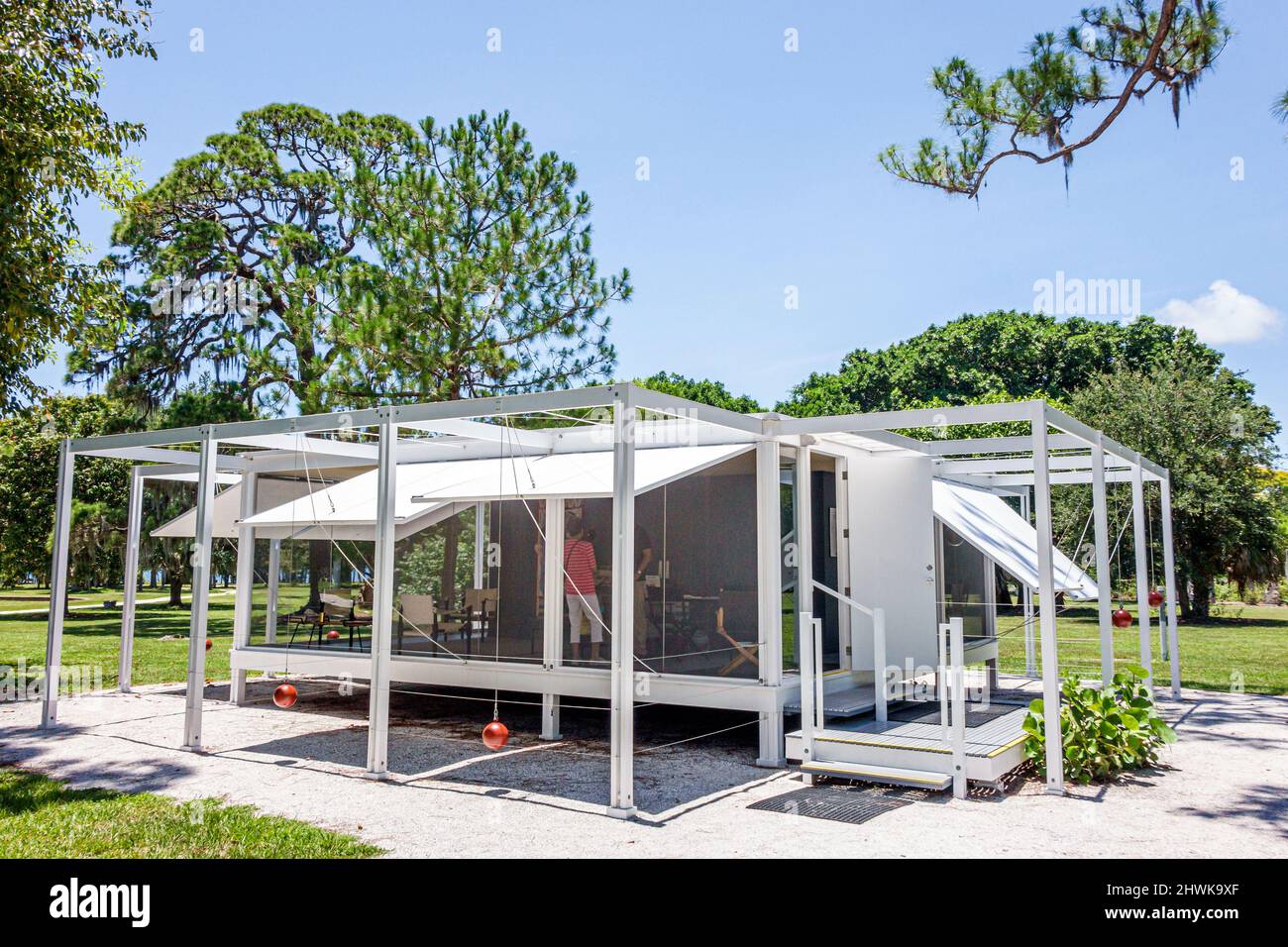 Sarasota Florida,Ringling Estate,John Mable Ringling Museum of Art,Walker Guest House,Paul Rudolph Sarasota School of modernism 1952 replica cottage Stock Photo